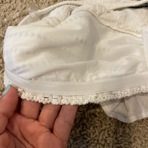 Strapless white laced top - Picture 4 of 4